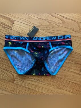 NWT mesh palm tree briefs – L